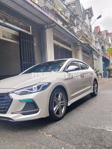 Hyundai Elantra Sport 2018 1.6 Turbo