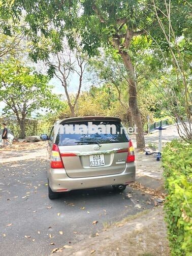 Toyota Innova 2014 Vàng cát