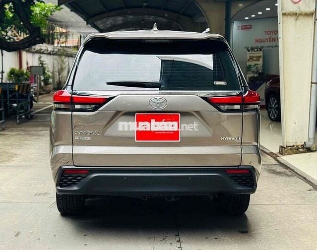 INNOVA CROSS HYBRID - Giá còn giảm