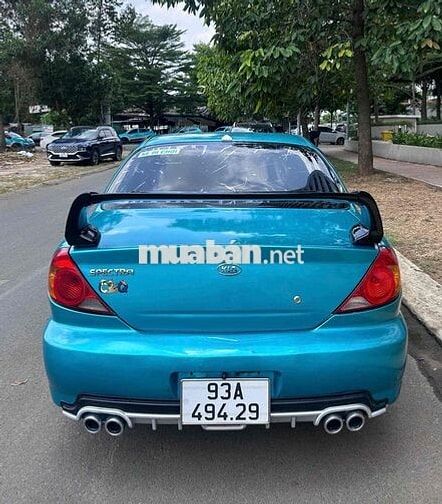 KIA SPECTRA màu Xanh ngọc