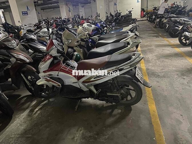 Honda Air Blade Trắng đen Fi 2011