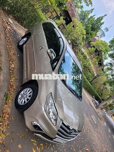 Toyota Innova 2014 Vàng cát