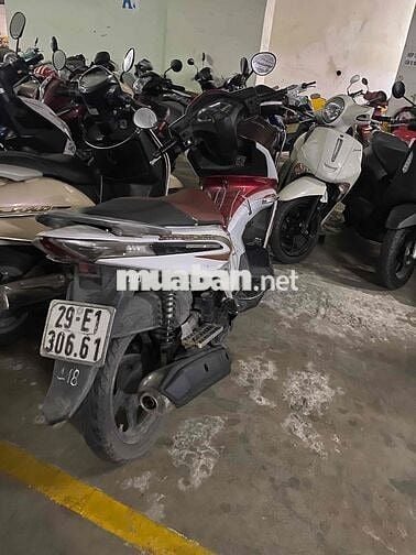 Honda Air Blade Trắng đen Fi 2011