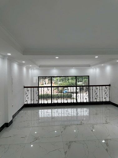 Bán nhà mặt đường số nhà 208 Tam Trinh, diện tích 53 m2 x 7 tầng, MT 4