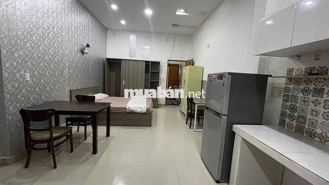 PHÒNG FULL NỘI THẤT 45M CHÍNH CHỦ 35.104XVNT P17.BT ***