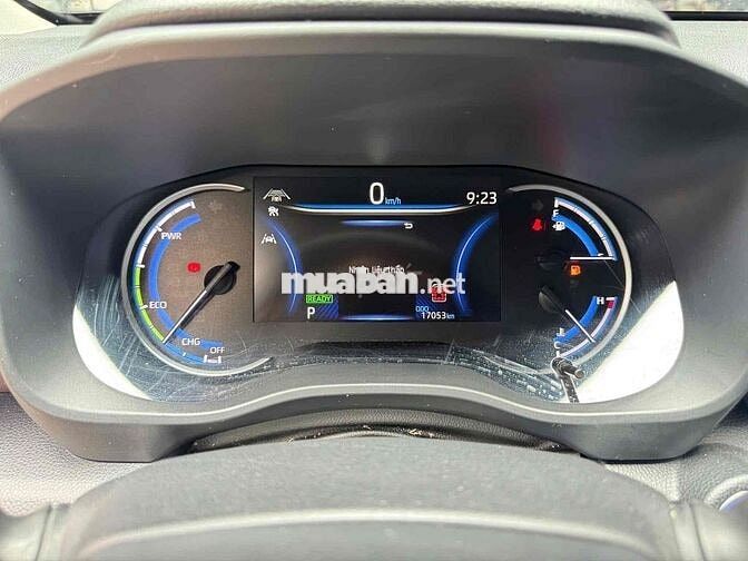 Toyota Innova Hybrid 2024, lướt 17.051 km(t/ lương