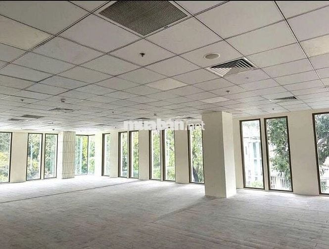 CHO THUÊ NHÀ MẶT TIỀN 408BIS NGUYỄN THỊ MINH KHAI, QUẬN 3 