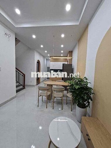 Bán nhà 3 tầng mới đầy đủ nội thất vào ở ngay giá 5ty4