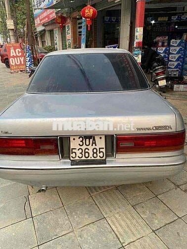 Toyota Cressida GX81 Bạc