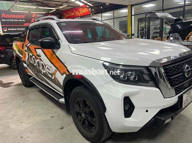 Nissan Navara 2022 EL Trắng