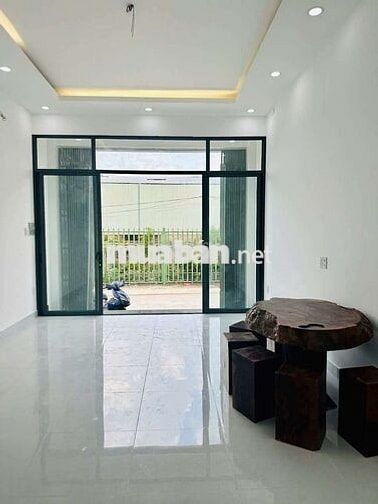 Nhà mới 2 tầng 53m2 hẻm 8m đường tỉnh lộ 10