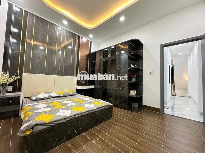 CHO THUÊ NHÀ MỚI 100% 3PHÒNG NGỦ SÂN ĐẬU 2 Ô TÔ HẺM LÊ HỒNG PHONG