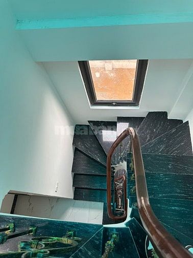 Bán nhà mặt đường số nhà 208 Tam Trinh, diện tích 53 m2 x 7 tầng, MT 4