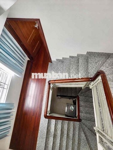 🏡 Nhà Quận 10 - Diện tích: 3,6 x 12 (nở hậu) - 4 phòng ngủ - 5 WC