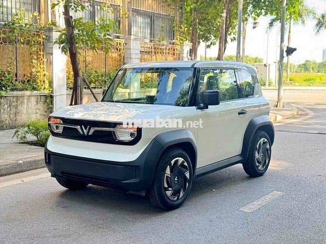 VF3 Plus Trắng giao ngay