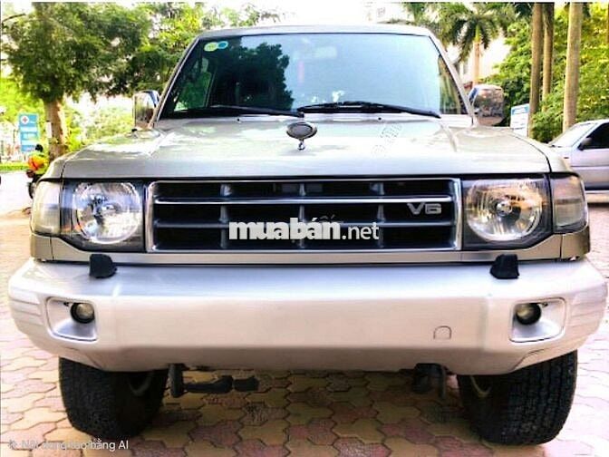 Mitsubishi Pajero V45