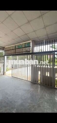 bán đất tặng kho lô nhì đoàn nguyên tuân gần chợ hưng long 1387m