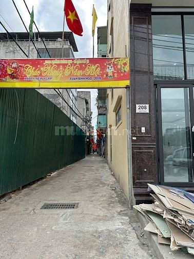 Bán nhà mặt đường số nhà 208 Tam Trinh, diện tích 53 m2 x 7 tầng, MT 4