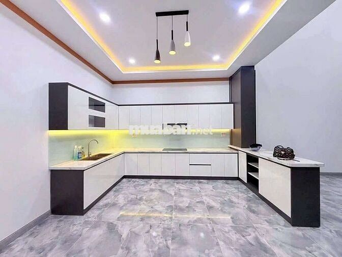 NHÀ PHƯỜNG PHÚ TÂN 96 M² GẦN BẾN XE