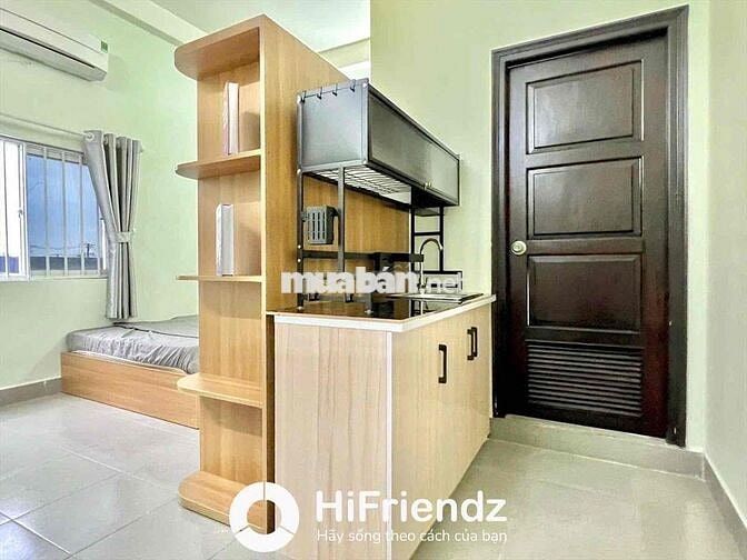 Trống sẵn phòng ban công và cửa sổ trời sáng cực rộng rãi , Cao Lỗ F4
