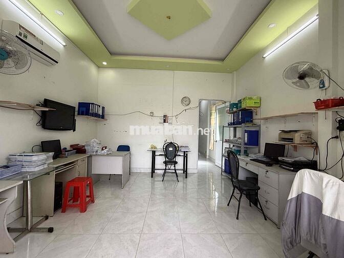 BÁN NHÀ CẤP 4 TRỤC CHÍNH KHU VƯỢT LŨ PHƯỜNG 8 TP VĨNH LONG