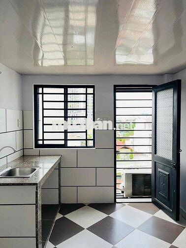 DUPLEX GIÁ RẺ FULL NỘI THẤT MÁY GIẶT RIÊNG, CÓ THANG MÁY GẦN BẾN XE Q8