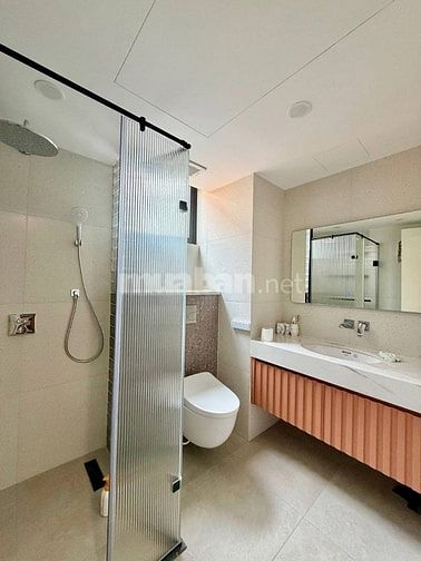 Hàng Hiếm Tại Tân Bình - Đường Cửu Long Cạnh Sân Bay. Diện tích 80m2 