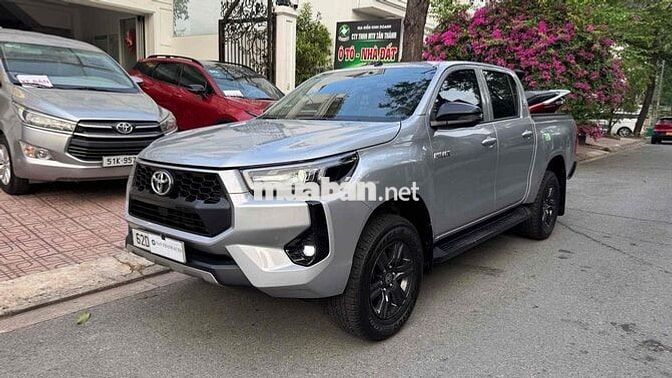Toyota Hilux 2025 2.4AT 26.000km xe gia đình ít đi