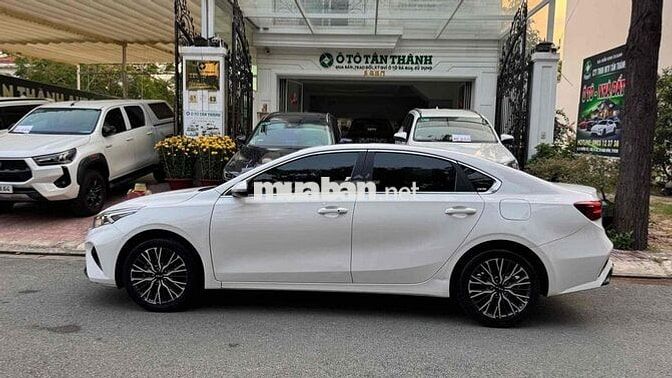 KIA K3 Luxury 2024 1.6 AT 44.000km xe gia đình