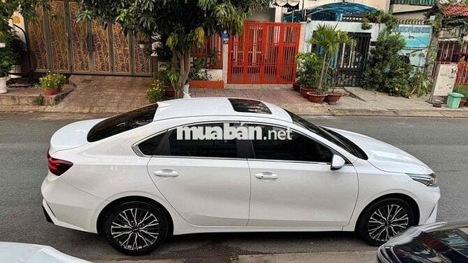 KIA K3 Luxury 2024 1.6 AT 44.000km xe gia đình