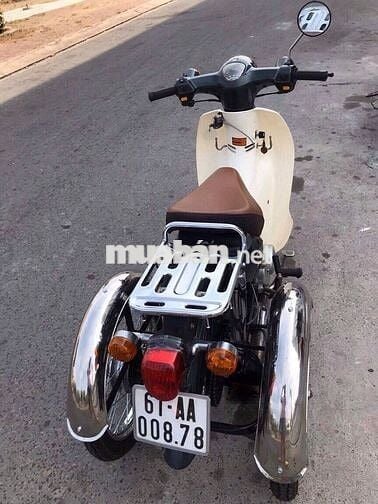 Daelim Super Cub Xanh 9000 km