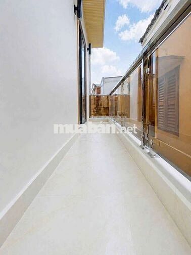 bán ngay đường đoàn văn bơ hẻm 1 / cách mặc tiền đường 20m. giá quá ok