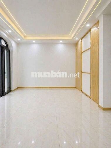 bán ngay đường đoàn văn bơ hẻm 1 / cách mặc tiền đường 20m. giá quá ok