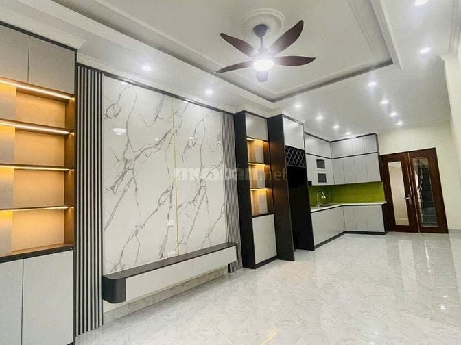 HỒ TÙNG MẬU -NHÀ PHÂN LÔ - Ô TÔ TRÁNH – VỪA Ở VỪA KINH DOANH 