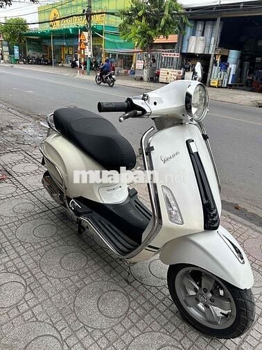 Piaggio Vespa 2014 Trắng
