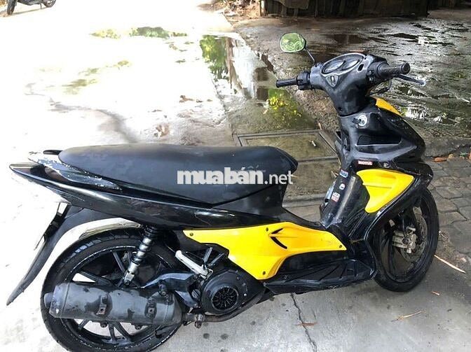 Yamaha Nouvo Đen, Vàng
