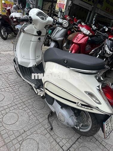 Piaggio Vespa 2014 Trắng