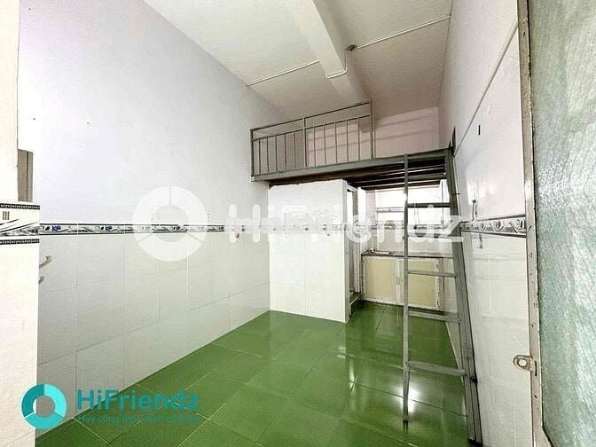 TRỐNG SẴN PHÒNG GÁC LỬNG - NGAY BỐN XÃ, LUỸ BÁN BÍCH, Q10