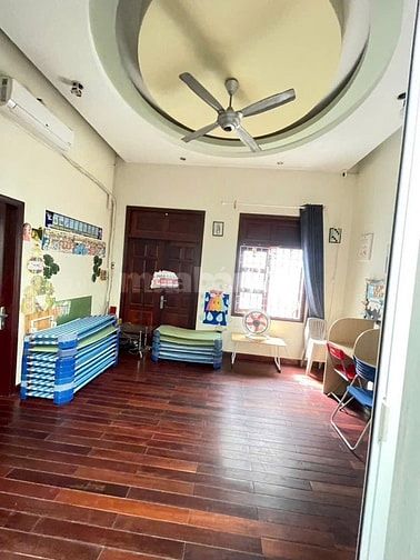 Cho thuê BT Phú Mỹ view công viên thích hợp làm trường học giá 50tr