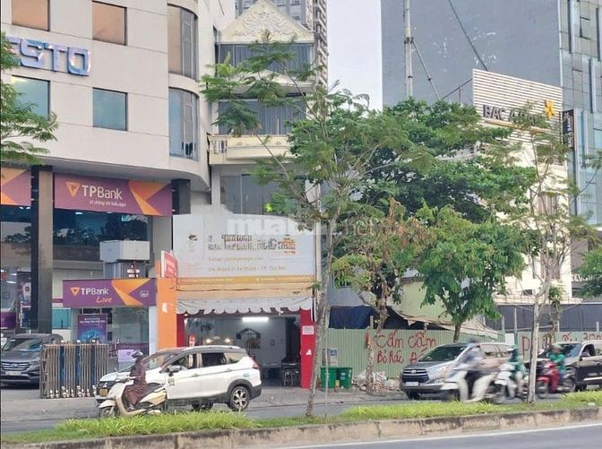 CHỦ NGỢP BANK 20 TỶ ! BÁN GẤP MT TRẦN NÃO QUẬN 2- 4,6 X 24M- 30 TỶ TL 