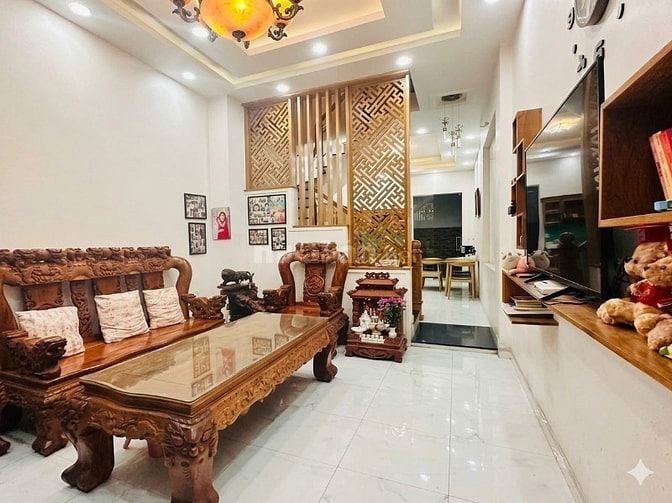 Bán gấp nhà đẹp đường Hiệp Bình 151m2 (8x19), 3 tầng, chỉ 72tr/m2