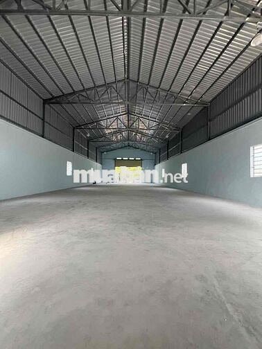 cho thuê nhà cưởng 220m2 mới  xây chưa sử dụng