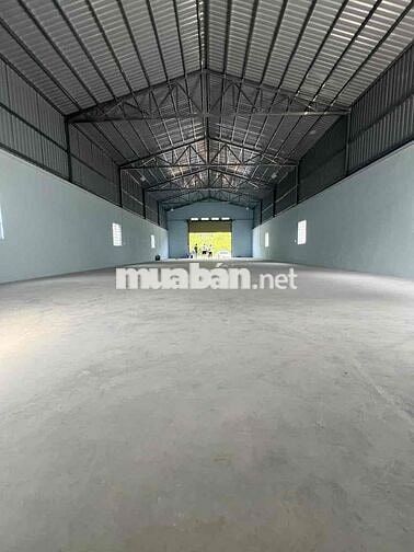 cho thuê nhà cưởng 220m2 mới  xây chưa sử dụng