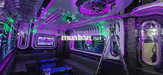 TUYỂN NHÂN VIÊN QUẢN LÝ KARAOKE OBAMA