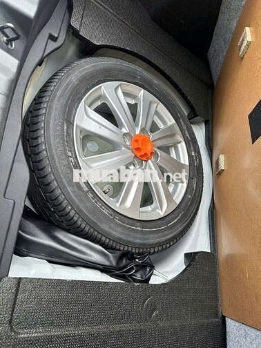 Toyota Yaris 1.5G 2014 Trắng 3,5 van