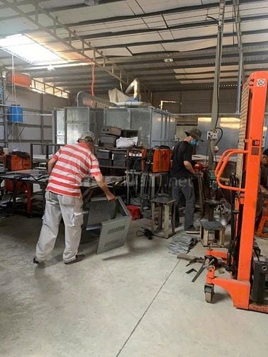 Tuyển Phụ Cơ Khí Làm Tại Bình Chánh