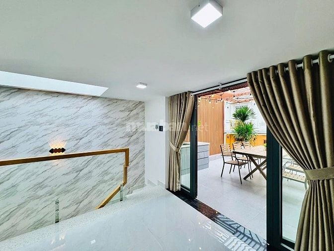 4 TỶ 850 - XÂY MỚI- THANG MÁY GẦN LOTTE MART - Đường Nguyễn Văn Dung 