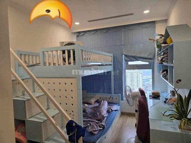           Gia đình cần bán gấp căn hộ PHỐ Hàm Nghi diện tích 79m2.