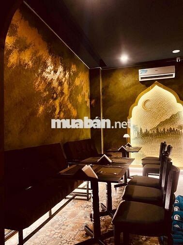 TUYỂN DỤNG PHỤC VỤ TRƯỞNG NHÀ HÀNG ÂU