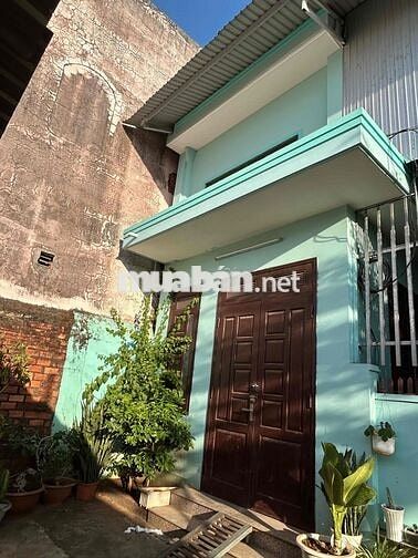 CHÍNH CHỦ CHO THUÊ NHÀ NGUYÊN CĂN, MỘT TRỆT MỘT MÊ LỬNG KIÊN CỐ HẺM MA